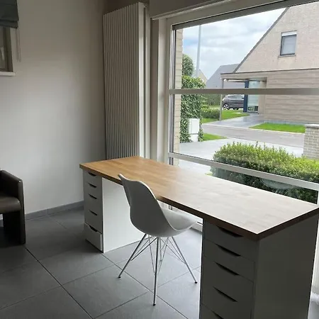 Prachtige Prive Voor 6 Volwassenen + 2 Kids Villa De Panne