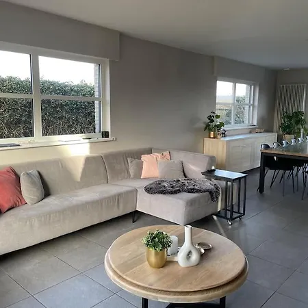 Villa Prachtige Prive Voor 6 Volwassenen + 2 Kids De Panne