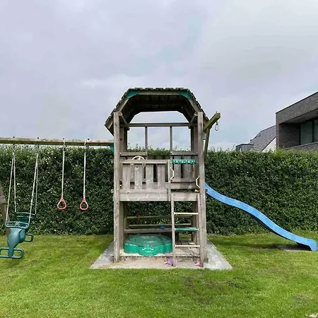 Villa Prachtige Prive Voor 6 Volwassenen + 2 Kids De Panne